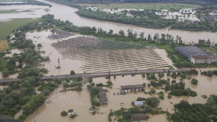 Banjir Landa Ukraina. AP