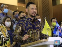 AHY, Sandi Uno, dan Mereka yang Beri Ramalan Seram RI Resesi