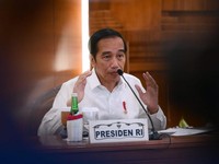 Jokowi Cemas soal Ekonomi RI Q2, IHSG Tetap Berkibar