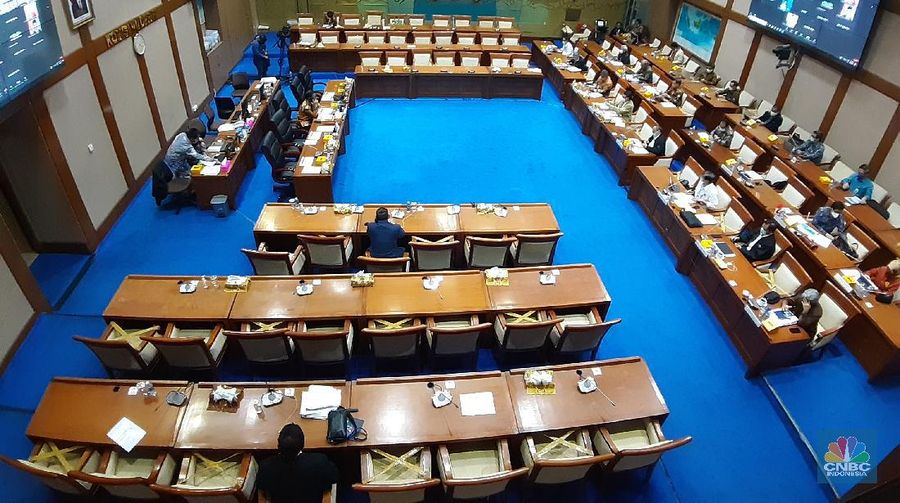 Komisi VII DPR RI. (CNBC Indonesia/Anisatul Umah)