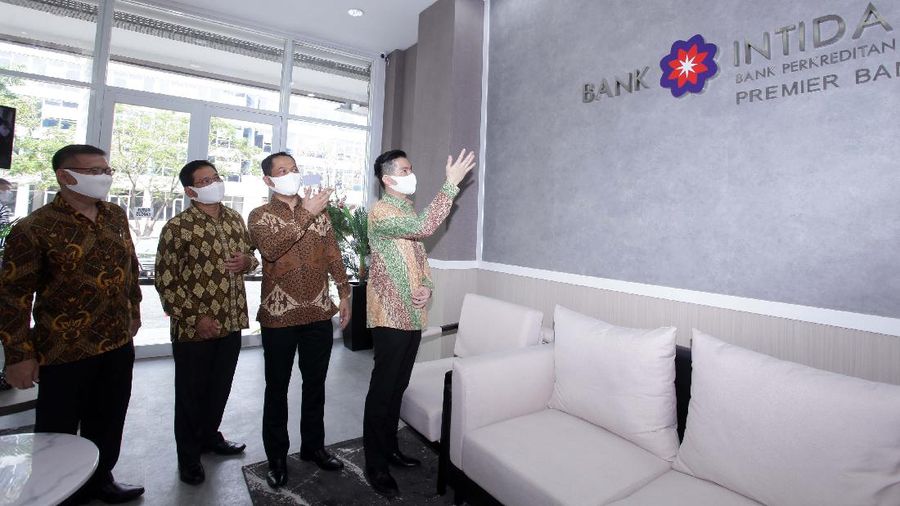 BPR Intidana Sukses Makmur membuka cabang di Pantai Indah Kapuk (PIK) Jakarta. Kantor ini mengusung konsep premier banking.