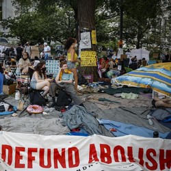 Sudah Sebulan, Demo Bela George Floyd Terus Ramai di NY