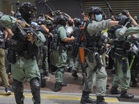 Hong Kong Membara Lagi, 2.000 Pasukan Huru Hara Siap Siaga!