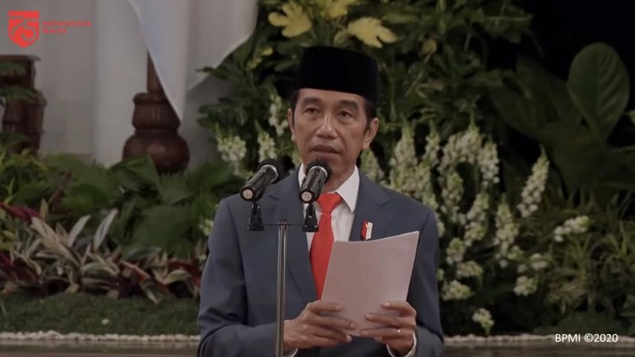 Jokowi di hari Peringatan ke-74 Hari Bhayangkara, Istana Negara, 1 Juli 2020 (BPMI) Jokowi di hari Peringatan ke-74 Hari Bhayangkara, Istana Negara, 1 Juli 2020 (BPMI)
