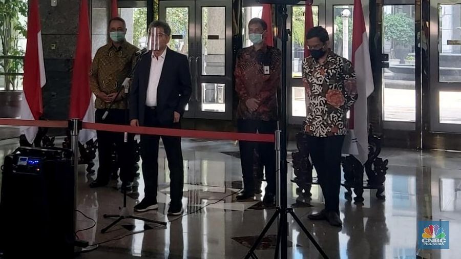 Sunarso Direktur Utama BRI saat memberi keterangan PERS Rapat Koordinasi OJK Dengan HIMBARA Sebagai Tindak Lanjut PMK 70/2020