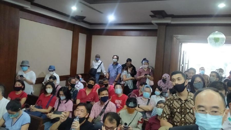 Nasabah KSP Indosurya Geruduk PN Jakpus Tuntut Utang Gagal Bayar