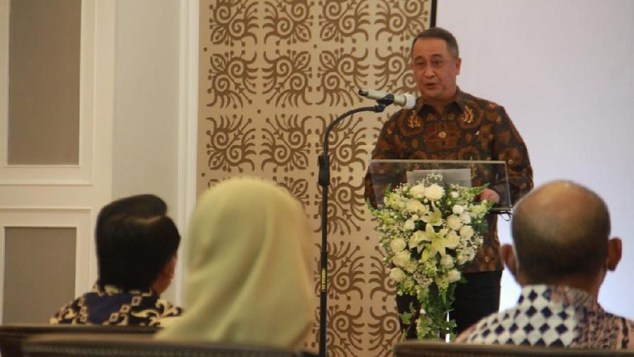 Penandatanganan Nota Kesepahaman (MoU) dan Perjanjian Kerjasama tersebut dilakukan oleh Ketua IKA UII Muhammad Syarifuddin dan Direktur Utama Bank Mandiri Royke Tumilaar di Jakarta, Kamis (2/7). (Ist)