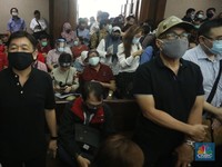 Potret Ratusan Nasabah KSP Indosurya Geruduk PN Jakpus