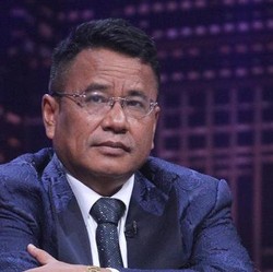 7 Kejanggalan Kasus Maybank Versi Hotman Paris