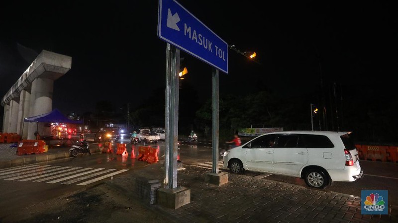 Gerbang Tol Sawangan (CNBC Indonesia/Andrean Kristianto)