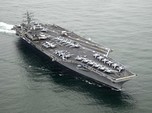 Iran Tembaki Kapal Angkatan Laut AS KW di Selat Hormuz