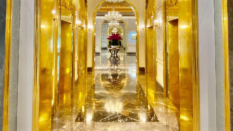 Hotel berlapis emas di Dolce Hanoi Golden Lake (Tangkapan Layar Facebook Dolce by Wyndham Hanoi Golden Lake @dolcebywyndhamhanoigoldenlake)