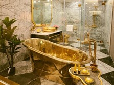 Penampakan Hotel Berlapis Emas di Vietnam