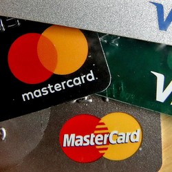 Astaga! Segini Ruginya RI Tiap Tahun Gegara Visa & Mastercard