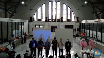 img-title
