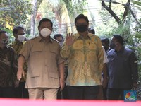 Airlangga Bertemu Prabowo di Hambalang, Ada Apa?