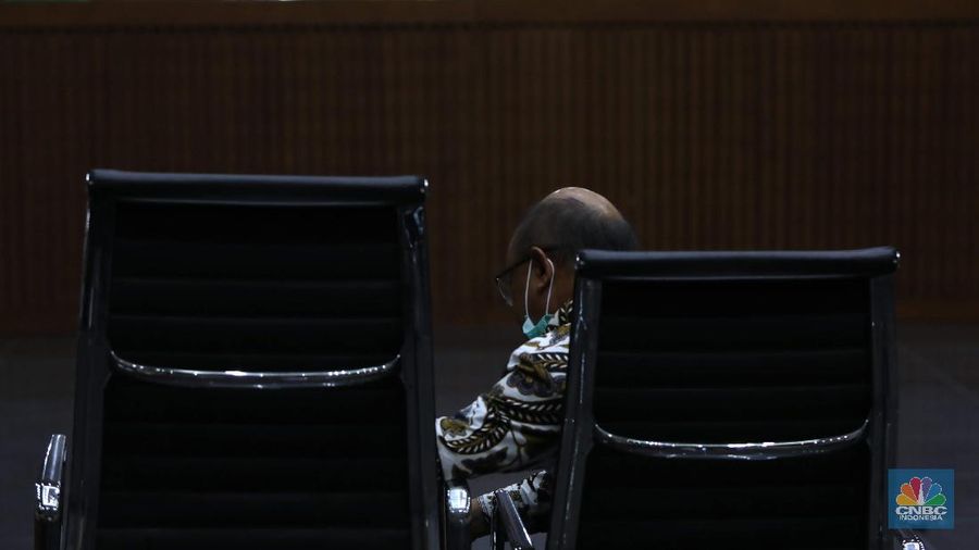 Sidang kasus dugaan korupsi di PT Asuransi Jiwasraya (Persero) di PN Jakarta Pusat, Jakarta, Senin (6/7/2020). (CNBC Indonesia/ Muhammad Sabki)