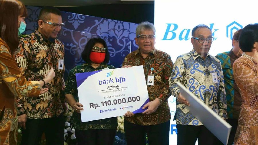 bank bjb melaksanakan penandatanganan penjaminan kredit modal kerja dengan PT Jamkrindo dan PT Askrindo pada Selasa (7/7/2020). (Dok. bank bjb)