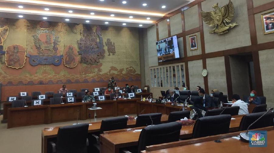 Rapat Panja Komisi VI DPR dengan Kementerian BUMN dan Asuransi jJwasraya (CNBC Indonesia/ Monica Wareza)