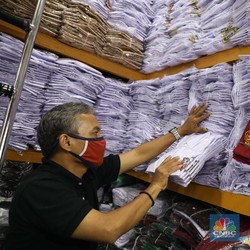 Kisah Pedagang Pasar & Warteg Ramai-Ramai 'Melek' Digital