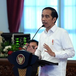Jokowi ke Para Menteri: Ganti Channel ke Mode 'Krisis'