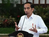 Di Depan Para Menteri, Jokowi: Waduh, Bahaya Banget!
