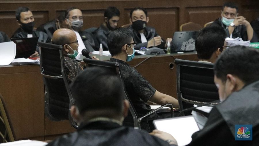 Sidang lanjutan kasus megaskandal dugaan korupsi PT Asuransi Jiwasraya (Persero) di Pengadilan Negeri (PN) Jakarta Pusat, Rabu (8/7/2020). (CNBC Indonesia/ Tri Susilo)