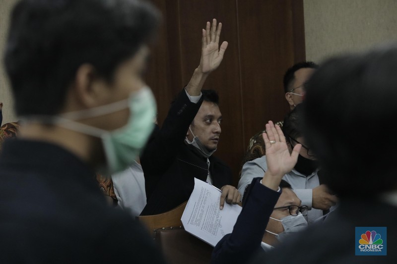 Penyitaan Aset Gedung KSP Indosurya Tanda penyitaan aset terpampang di gedung KSP Indosurya yang berlokasi di Jalan Thamrin, Jakarta Pusat, Kamis (29/92022). (CNBC Indonesia/ Tri Susilo)