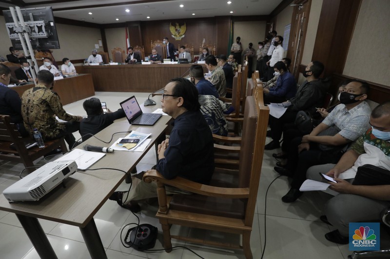 Penyitaan Aset Gedung KSP Indosurya Tanda penyitaan aset terpampang di gedung KSP Indosurya yang berlokasi di Jalan Thamrin, Jakarta Pusat, Kamis (29/92022). (CNBC Indonesia/ Tri Susilo)