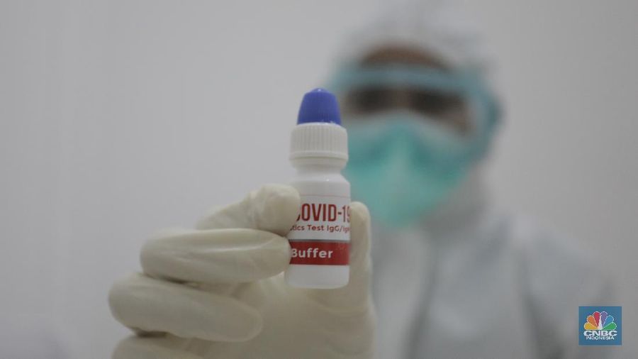 Alat rapid diagnostic test Corona RI-GHA COVID-19 (CNBC Indonesia/ Tri Susilo)