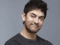 Aktor Bollywood Aamir Khan Positif Covid-19