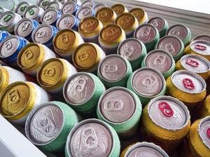 Harga Aluminium Melonjak, Biaya Bikin Mobil-Kaleng Minuman Membengkak