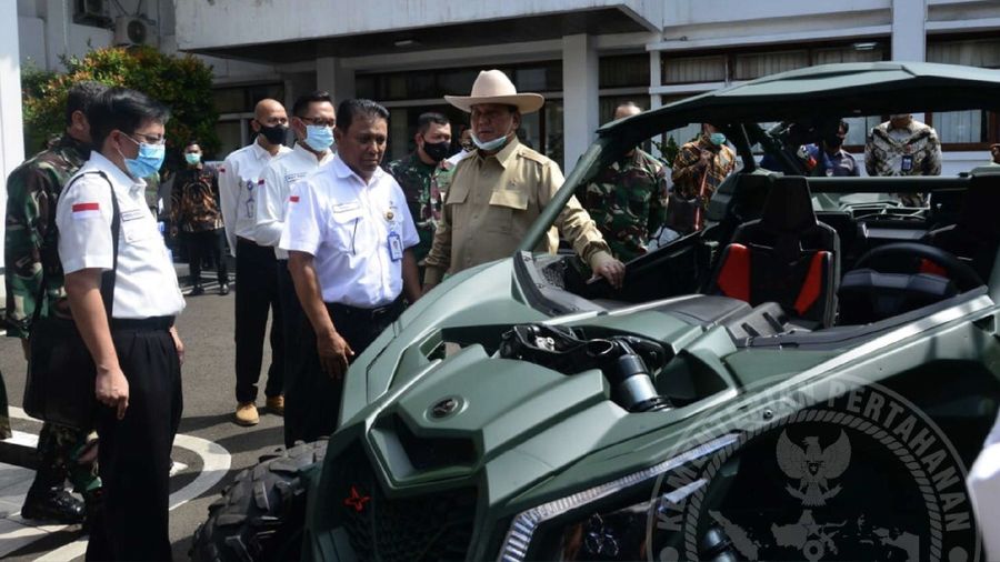 Prabowo perkenalkan kendaraan Rantis 4X4 yang yang diberi nama Maung. Dok: Twitter Prabowo Subianto