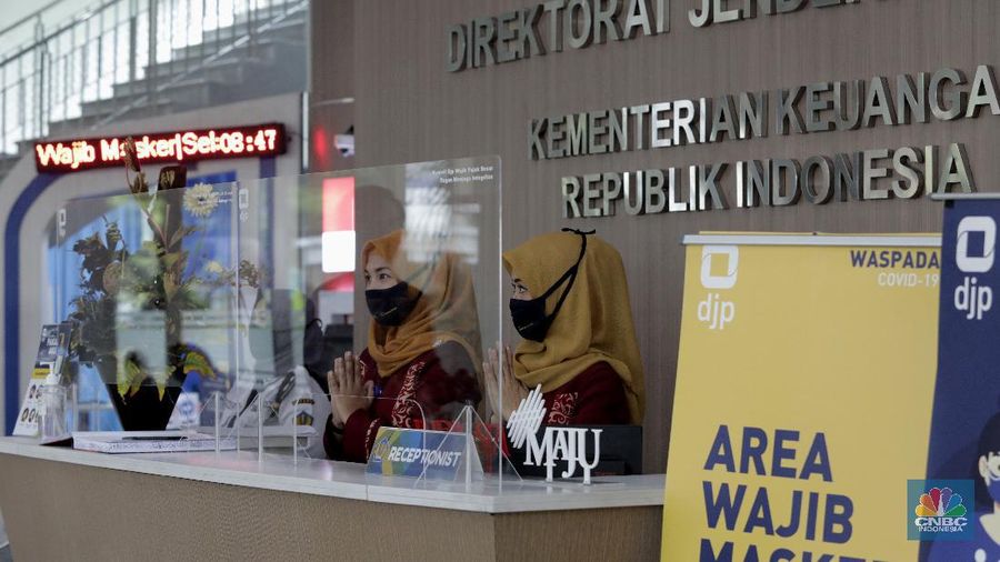 Ilustrasi pelayanan pajak. (CNBC Indonesia/Muhammad Sabki)