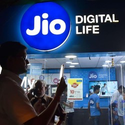 Resmi! Google Suntik Startup Mukesh Ambani Rp 65,25 T