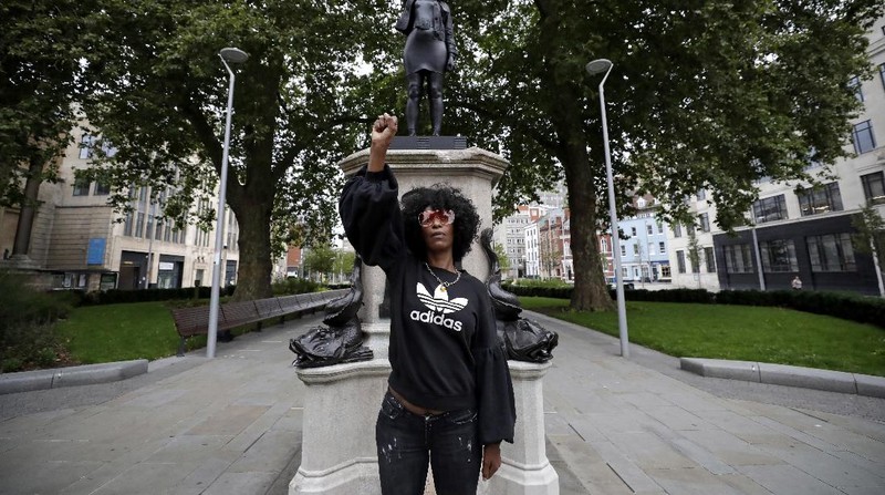 Patung pendemo Black Lives Matter. AP/Matt Dunham