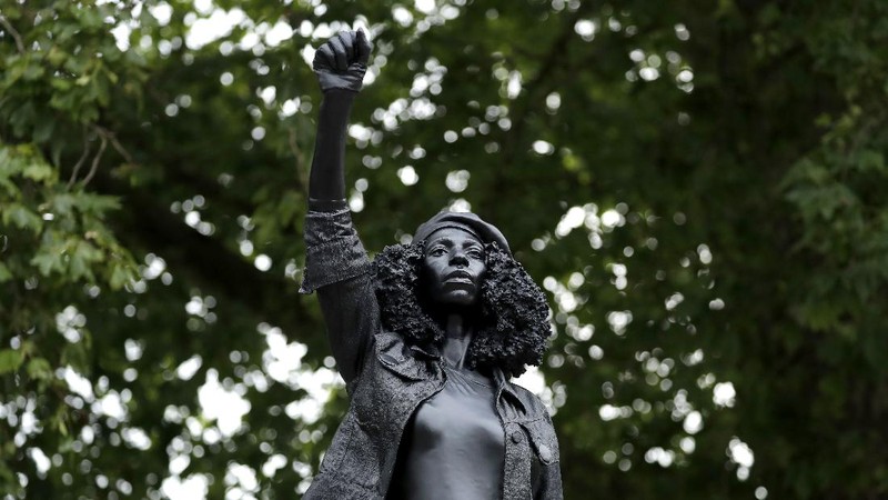 Patung pendemo Black Lives Matter. AP/Matt Dunham