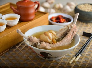 Perdebatan Bak Kut Teh hingga Pantangan Makanan saat Demam