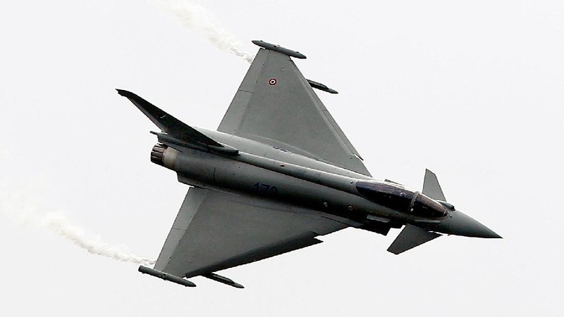 Jet Tempur jenis Eurofighter Typhoon