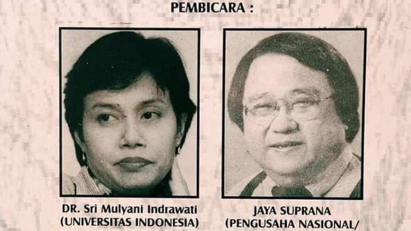 Jokowi Jadi Panitia Seminar, Sri Mulyani Narasumbernya Foto: Dok. Twitter @johnyadrian75
