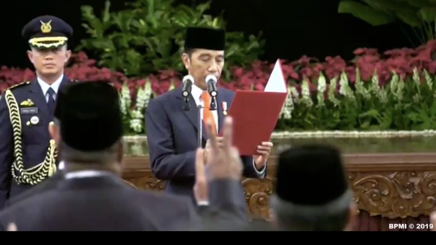 Jokowi Jadi Panitia Seminar, Sri Mulyani Narasumbernya Foto: Dok. Twitter @johnyadrian75