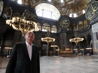 Gaya Presiden Erdogan ke Hagia Sophia Usai Dijadikan Masjid