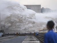 4 Bangunan Ini Terlihat dari Luar Angkasa, Bukan Tembok China