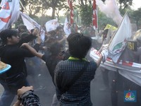 Tolak Reklamasi Ancol, Mahasiswa Geruduk Kantor Anies