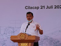 Luhut Curhat Dikritik Jokowi Soal Sampah, Ada Apa?