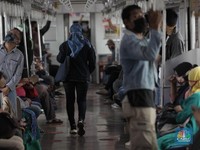 Penumpang Nambah, KRL Jabodetabek Tambah 5 Kereta Mulai Besok