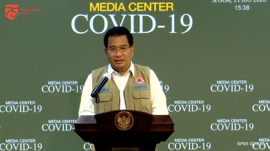 Wiku Adisasmito juru bicara gugus tugas percepatan penanganan corona memberi Keterangan Pers Juru Bicara terkait Update Data Covid-19 Nasional, 21 Juli 2020 (Youtube/Sekretariat Presiden)