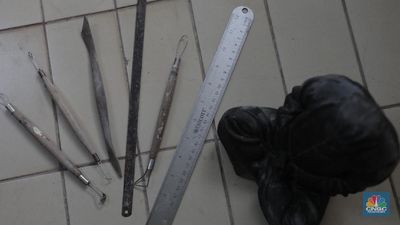 img-title