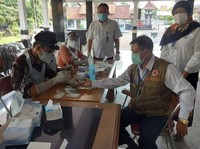 Pengakuan Satgas Covid-19: Jangan Terlalu Berani Beraktivitas