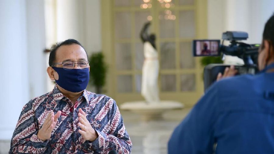 Mensesneg Pratikno di Istana Kepresidenan Bogor